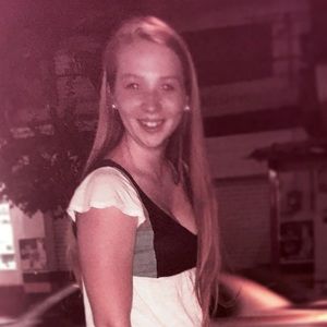 Meet your Posher, Dannika